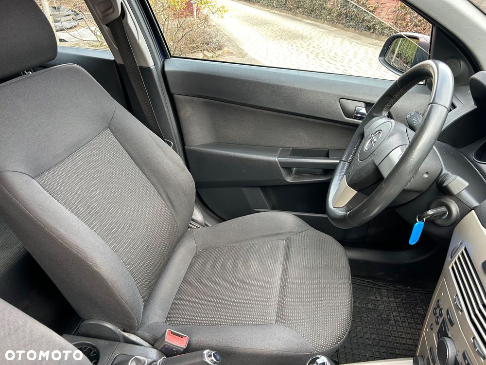 Opel Astra - 25