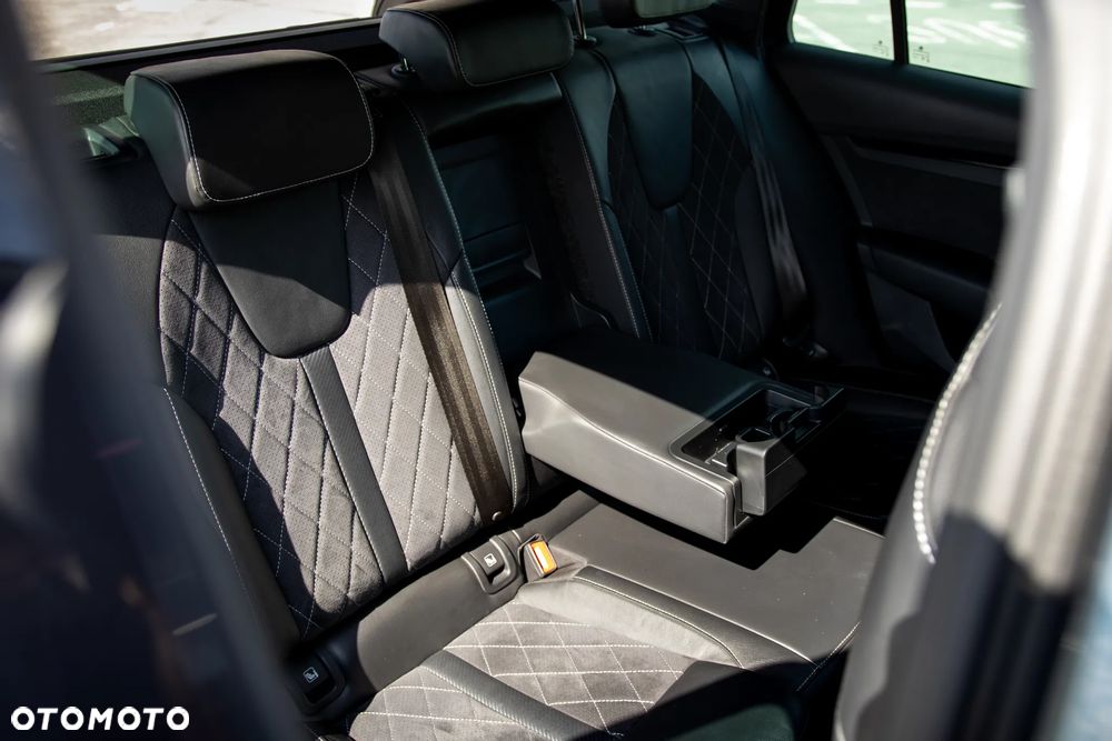 Skoda Octavia 2.0 TSI DSG RS 245 - 29