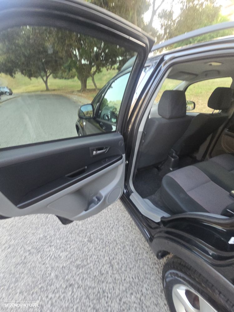 Suzuki SX4 1.5 GLX Outdoor Line - 27