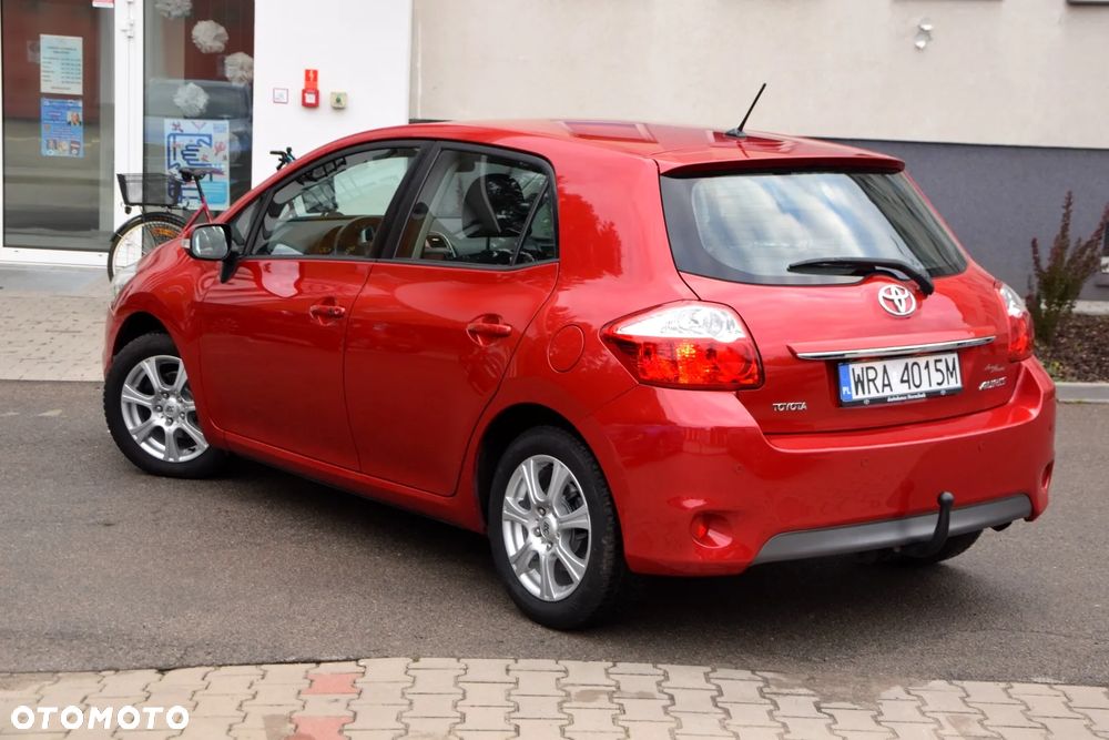 Toyota Auris 1.6 Premium MS - 12