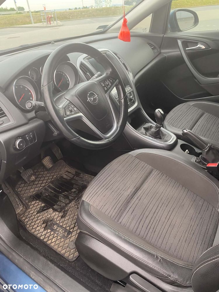 Opel Astra 1.4 T Enjoy EU6 - 12