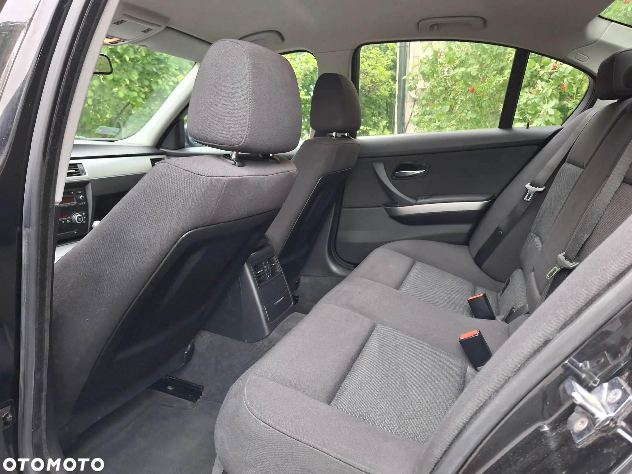 BMW Seria 3 318d - 19