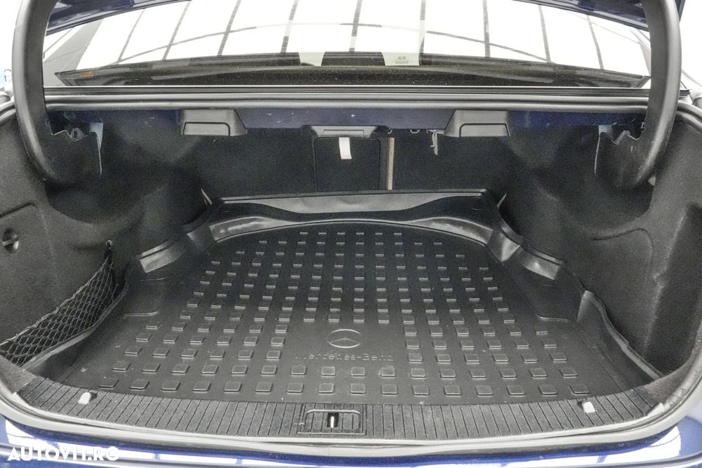Mercedes-Benz E 350 BlueTEC 9G-TRONIC Edition - 27