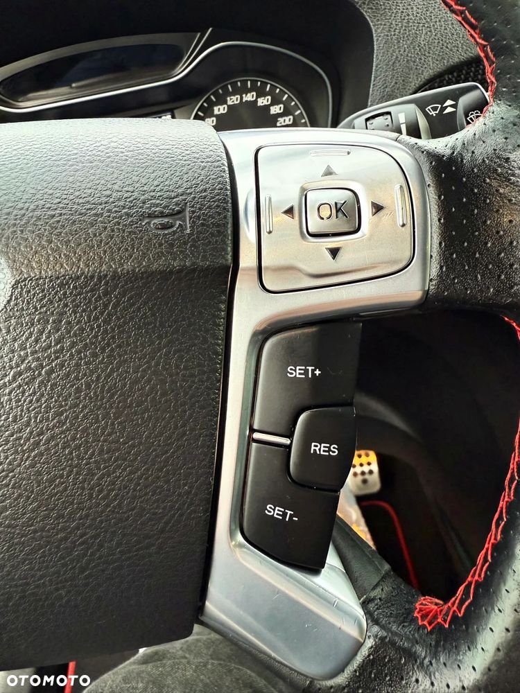 Ford S-Max 2.0 TDCi DPF Titanium MPS6 - 31