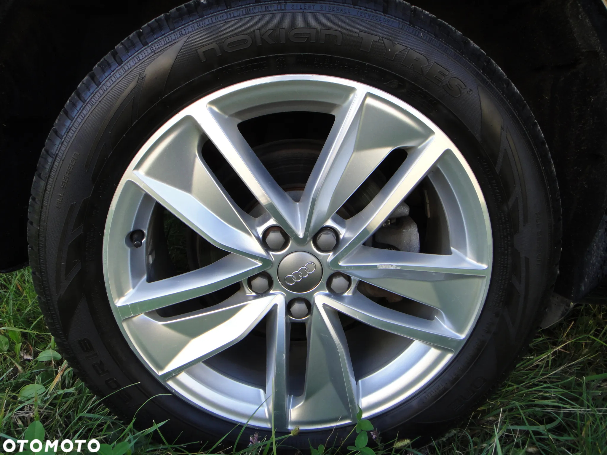 Audi Q3 2.0 TFSI quattro S tronic - 27