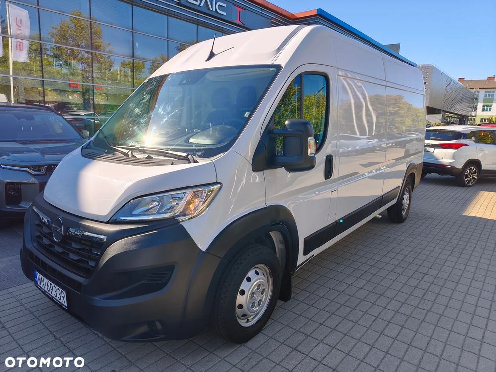 Opel Movano