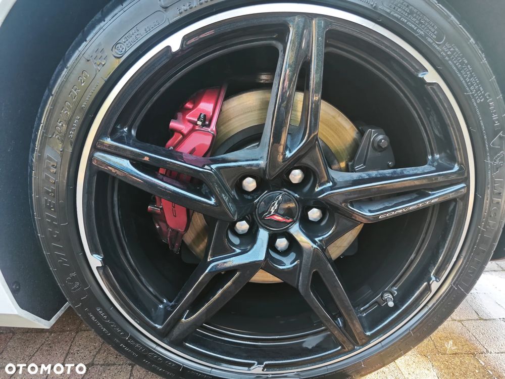 Chevrolet Corvette - 7