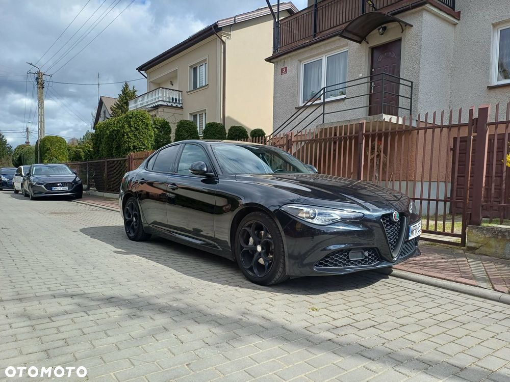 Alfa Romeo Giulia 2.0 Turbo Business - 2