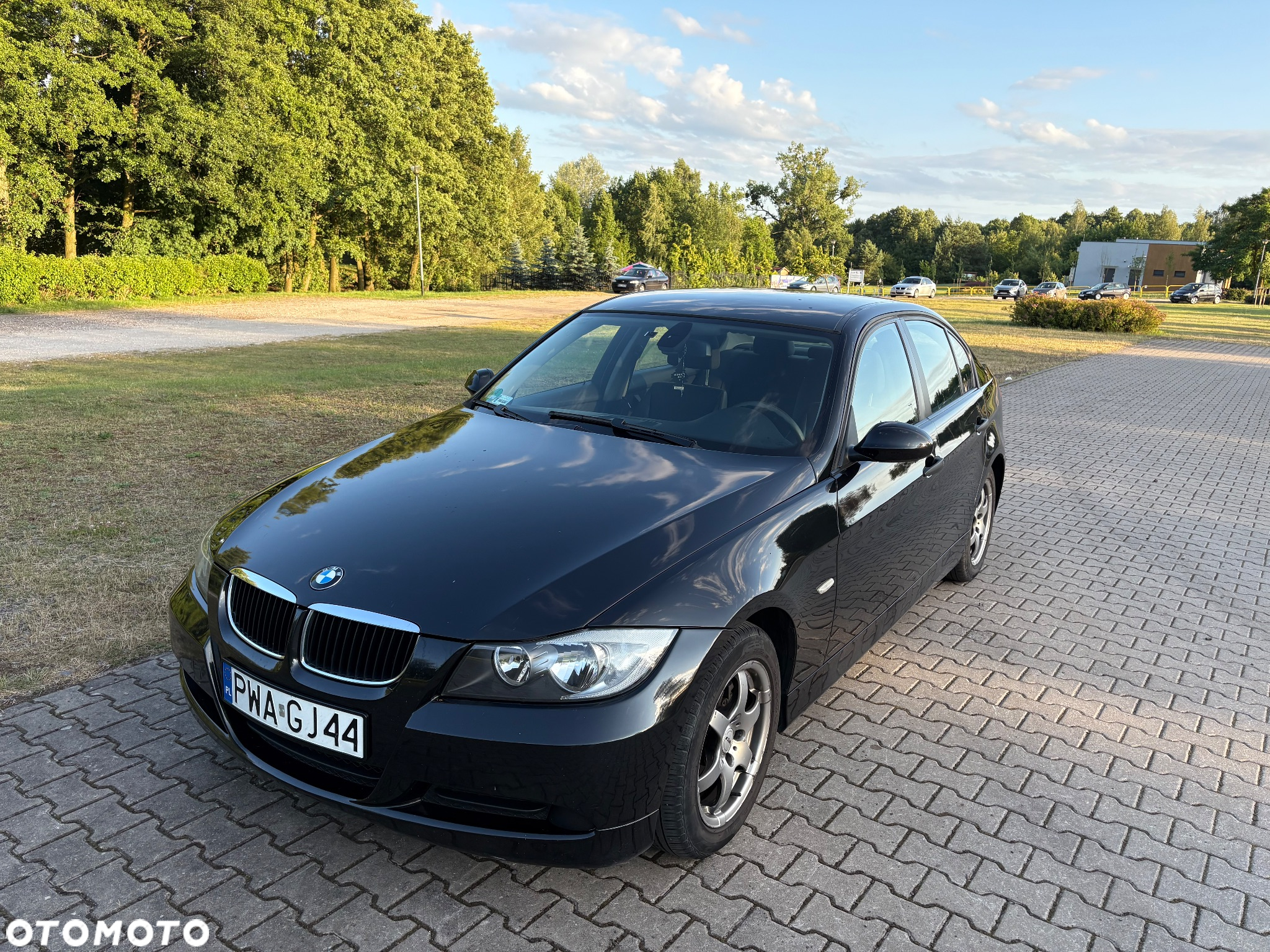 BMW Seria 3 318i - 2