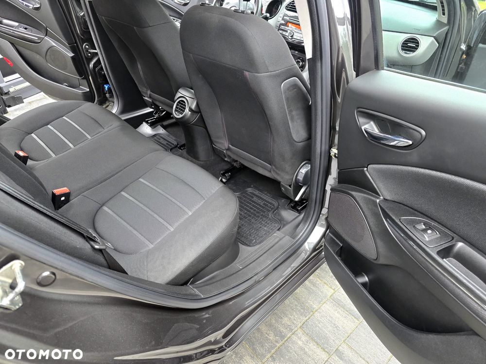 Fiat Bravo 1.4 T-JET 16V Dynamic - 21