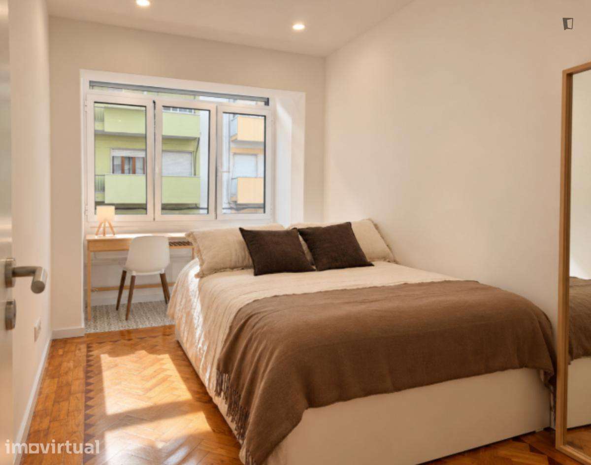 Apartamento com 2 quartos - localizado em Benfica Lisbon