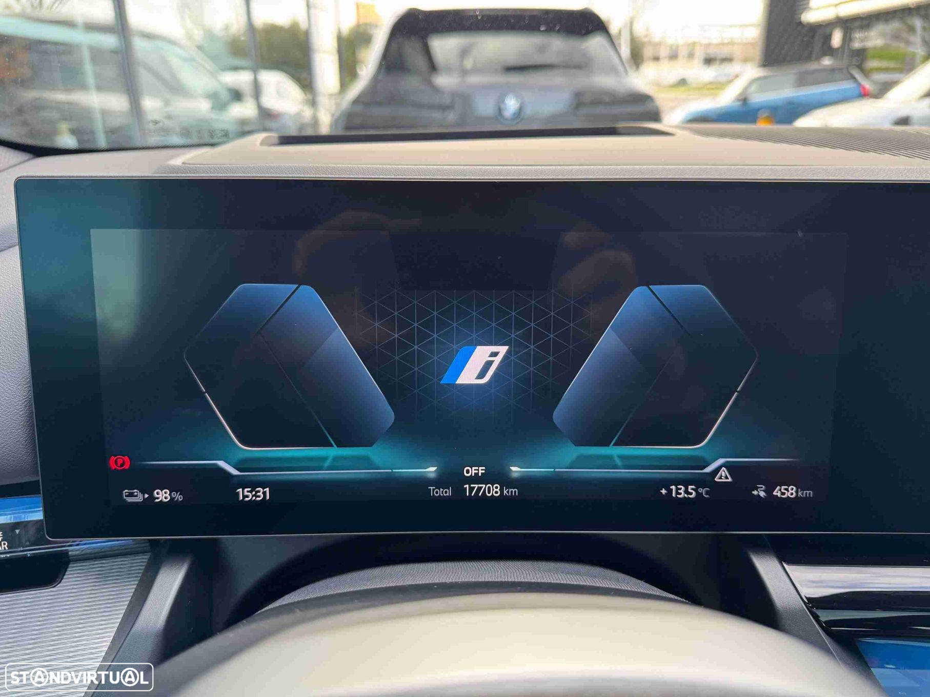 BMW i5 Touring eDrive40 - 13