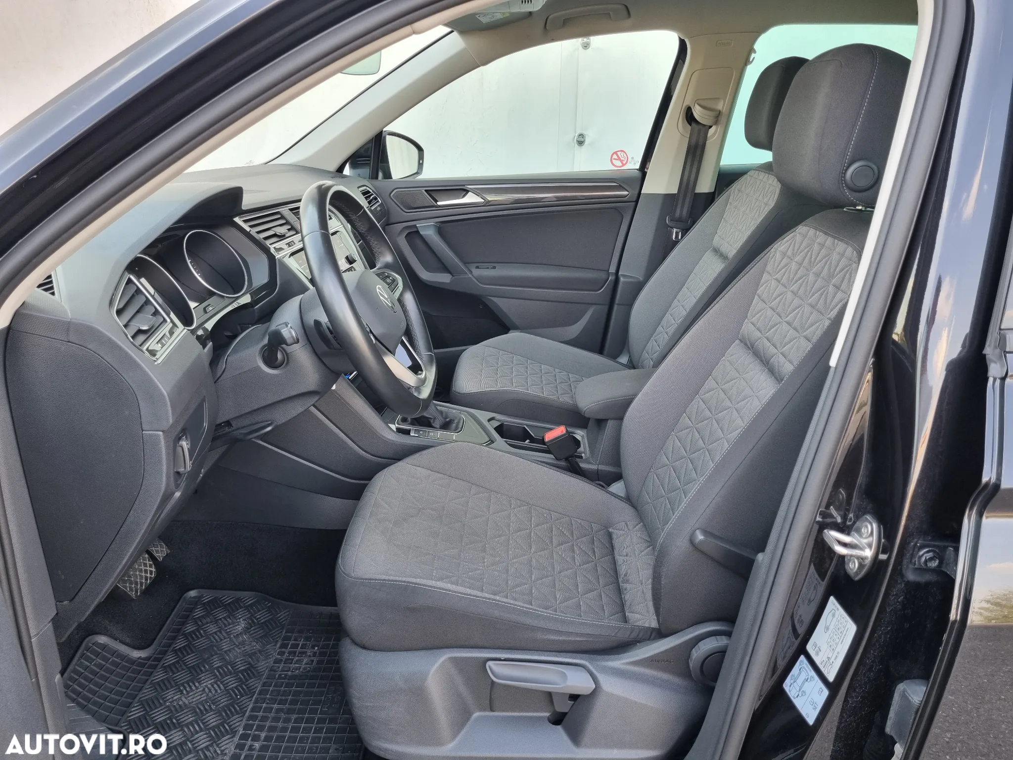 Volkswagen Tiguan 2.0 TDI SCR DSG Life - 10