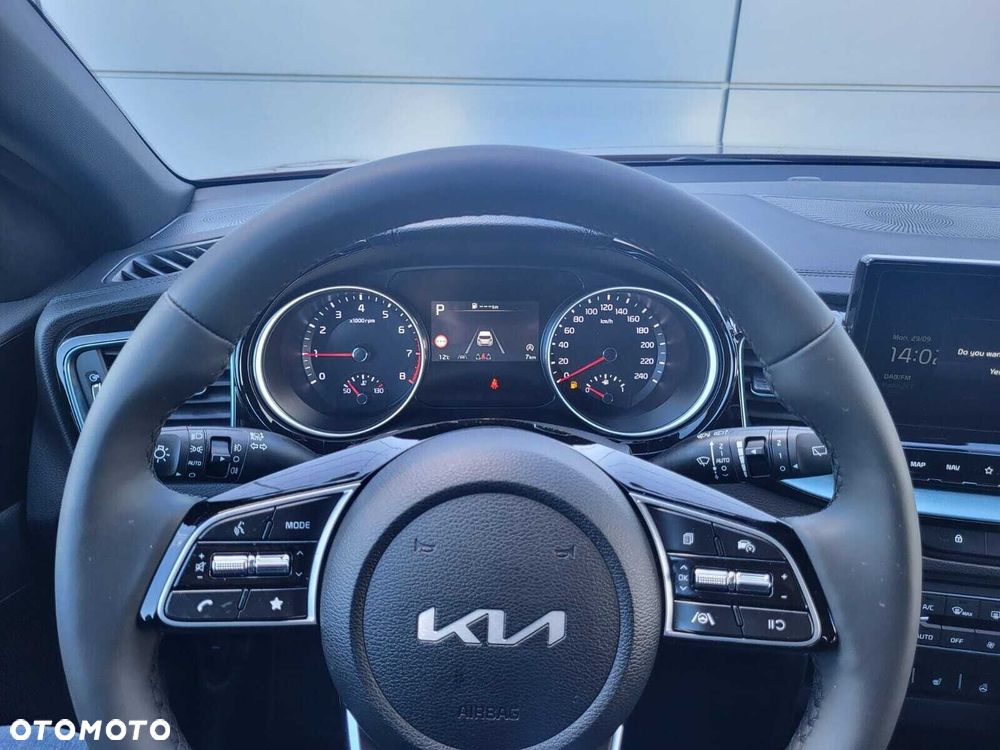 Kia XCeed 1.6 T-GDI Tribute DCT - 16