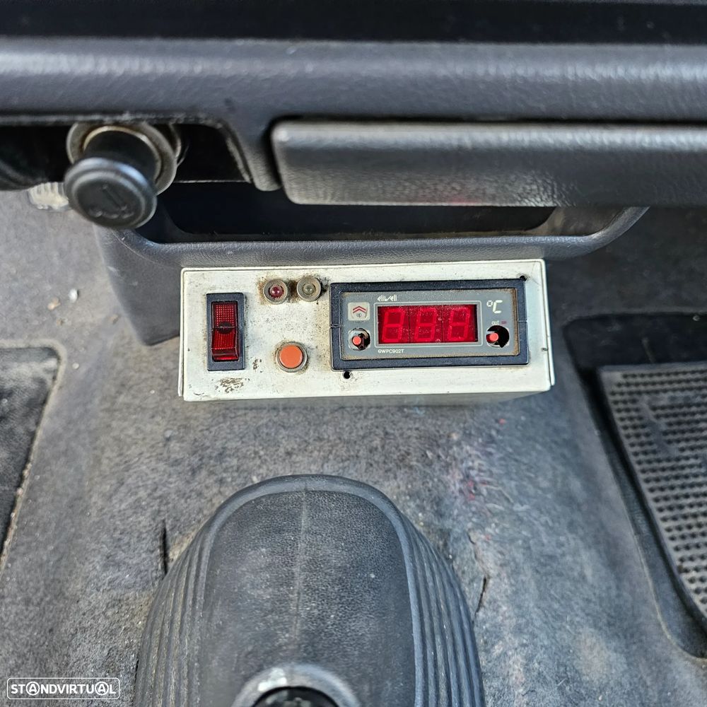 Toyota Hilux FRIGORÍFICA - 14