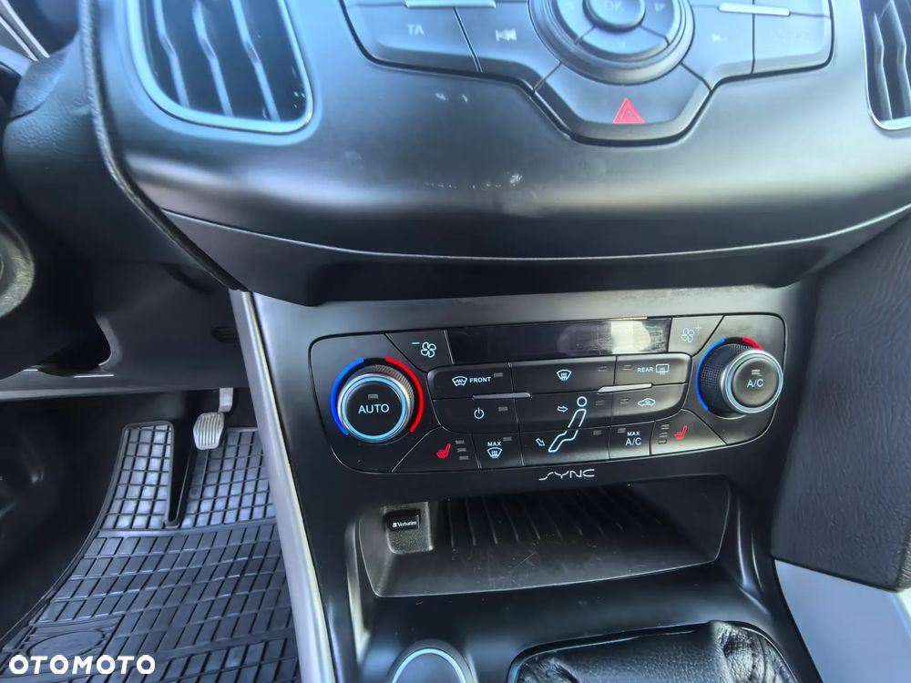 Ford Focus 1.0 EcoBoost Edition Start - 26