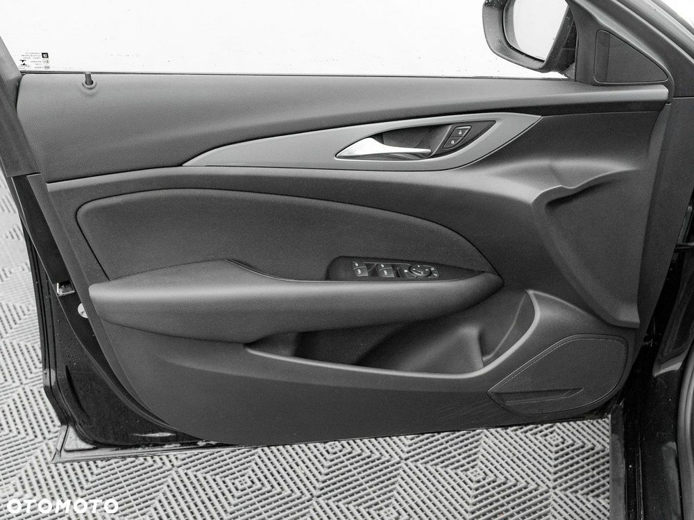 Opel Insignia 2.0 CDTI Enjoy S&S - 8