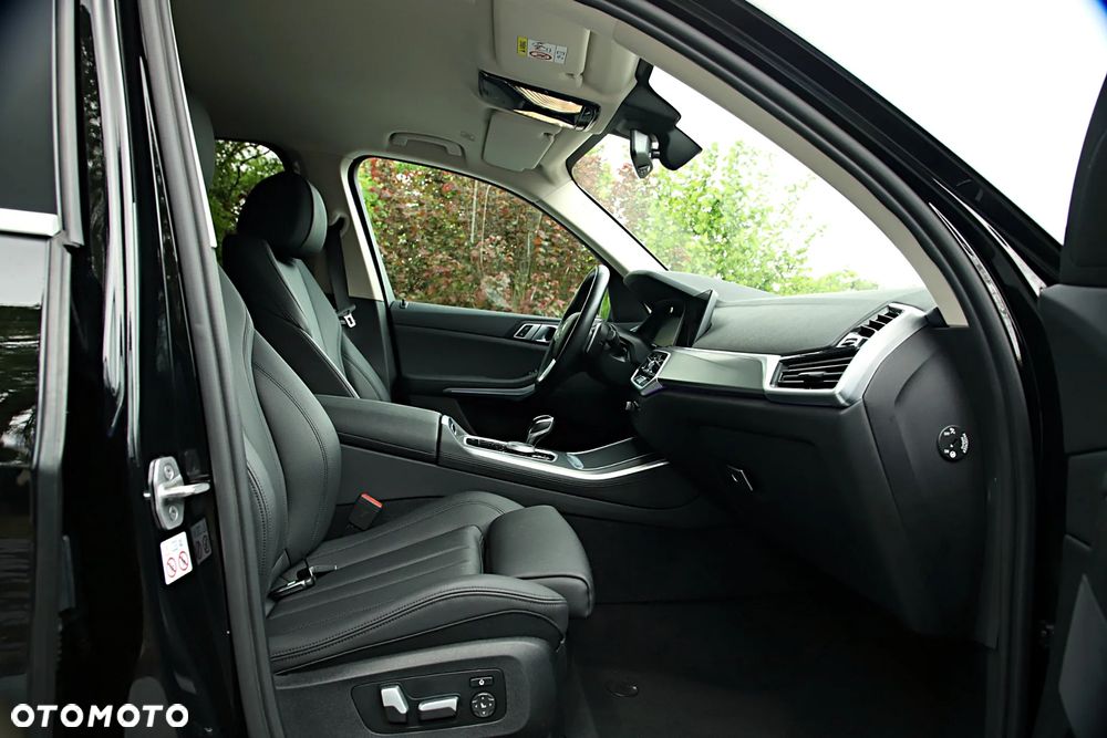 BMW X5 xDrive25d sport - 27