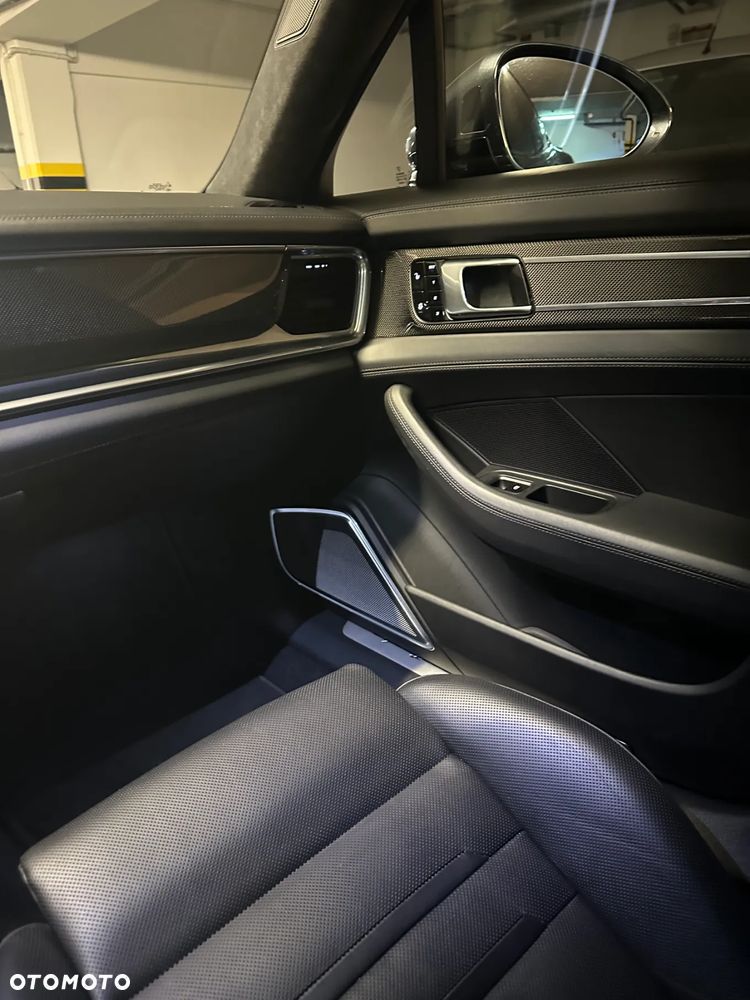 Porsche Panamera Turbo - 17