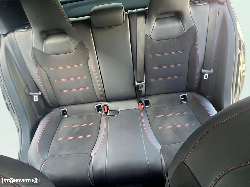 Mercedes-Benz A 250 - 17