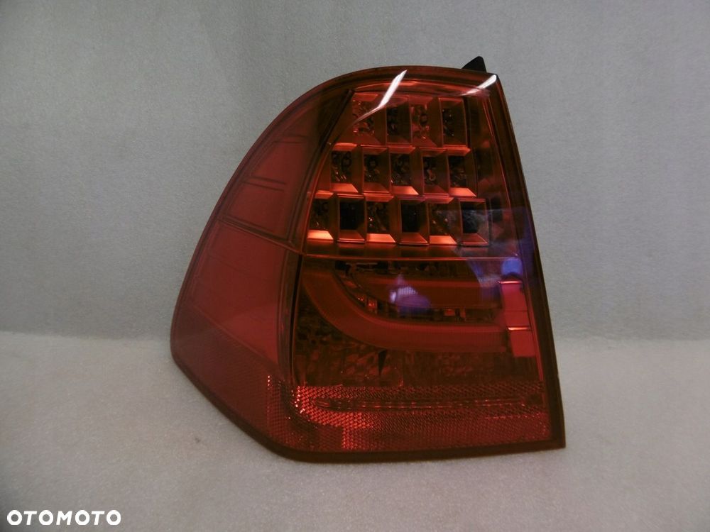 BMW 3 E91 LCI KOMBI LIFT - lampa tylna lewa LED - 1