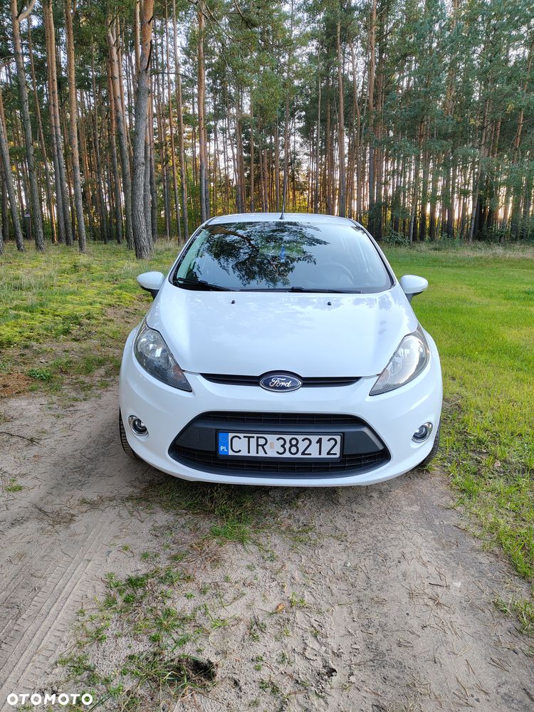 Ford Fiesta - 10