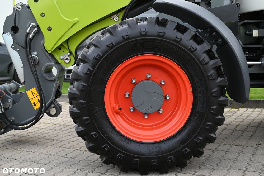 Claas TORION 738 T SINUS Stage V - 21