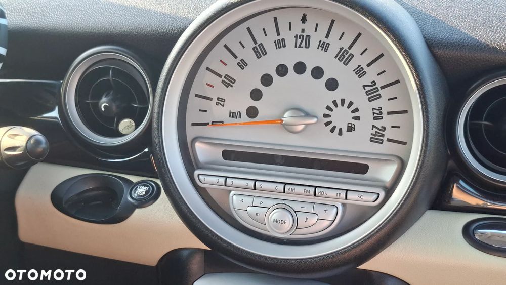 MINI Cooper D - 25
