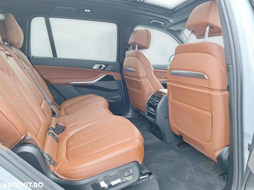 BMW X7 xDrive40i AT MHEV - 14