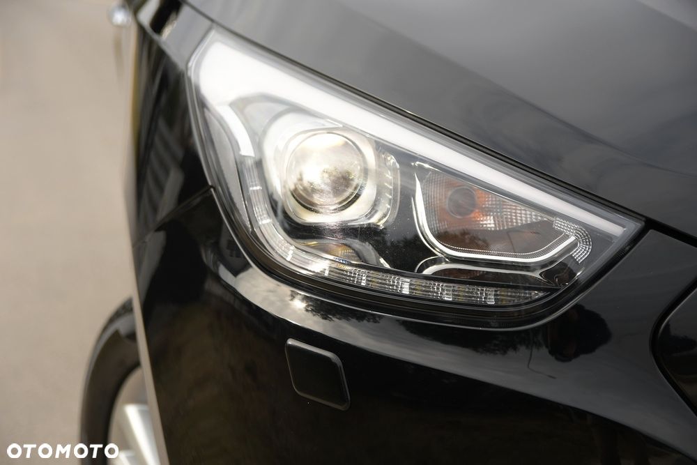 Hyundai ix35 2.0 CRDi Premium 4WD - 4