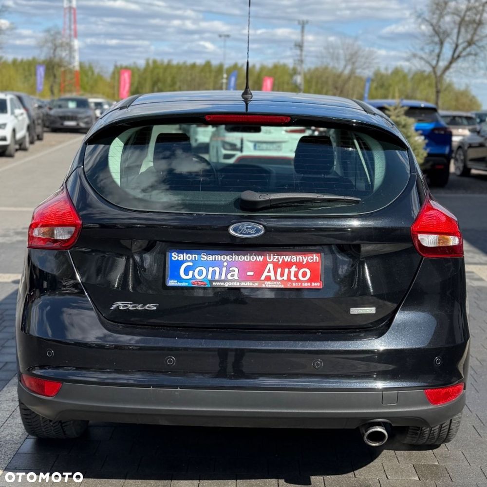 Ford Focus - 8