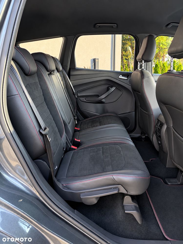 Ford Kuga - 16
