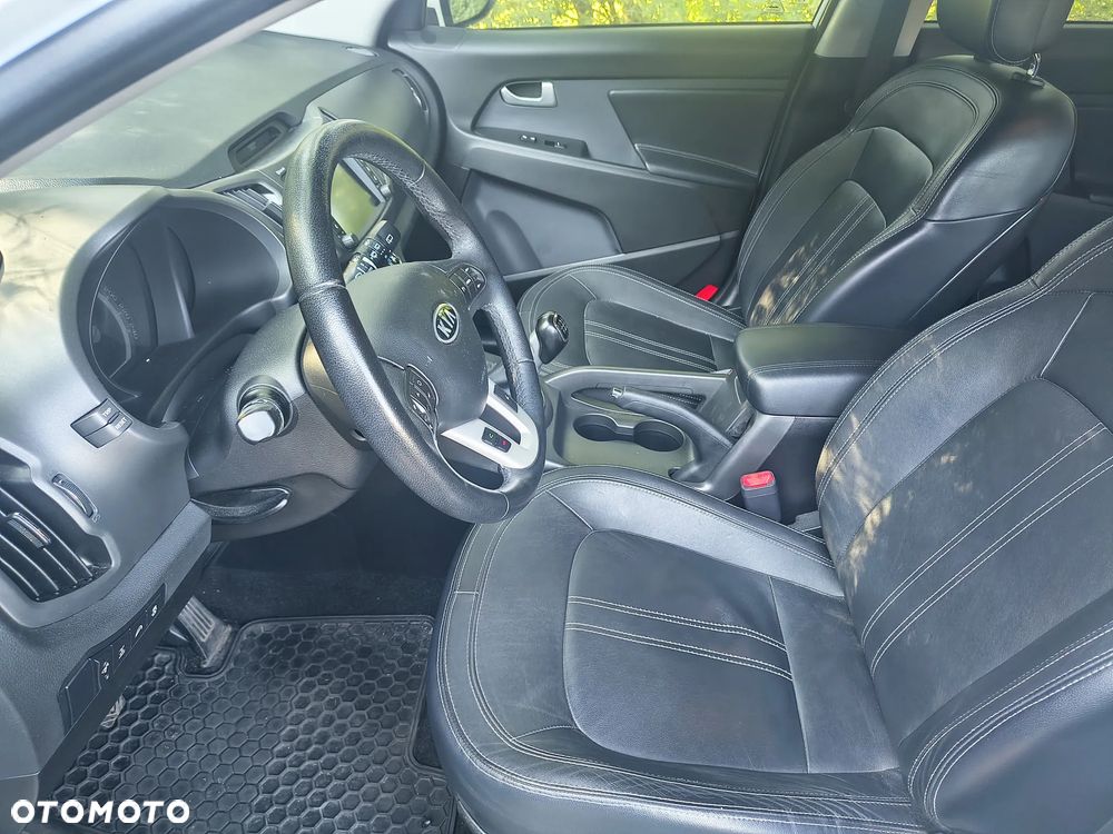 Kia Sportage 2.0 CRDI XL - 10