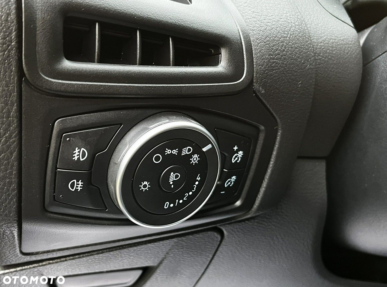 Ford Focus - 27