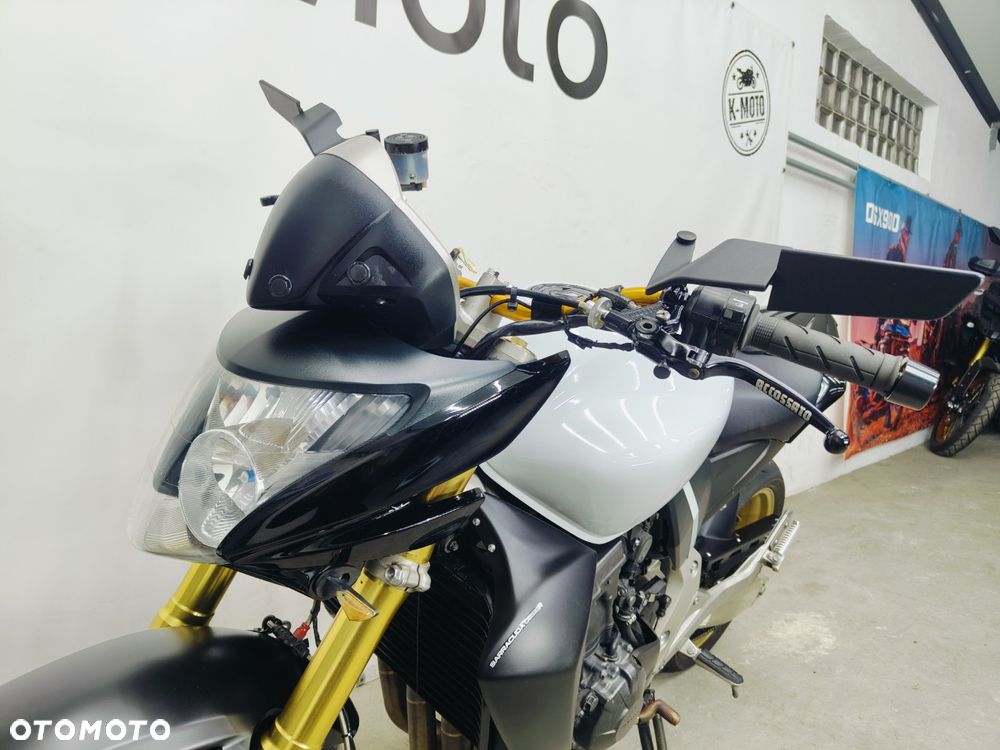 Honda Hornet - 21