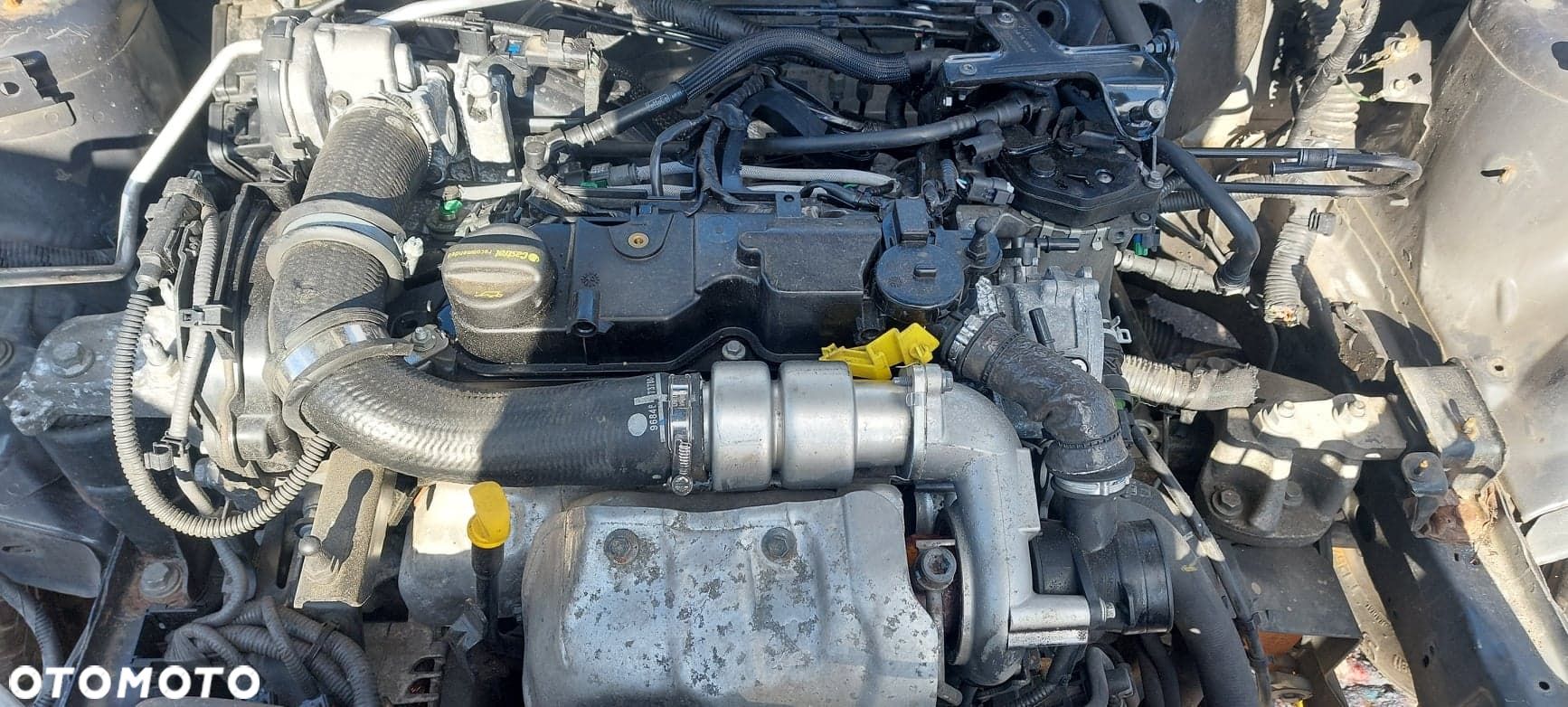 Ford Fiesta mk7 1,4 TDCI 70KM półoś lewa - 1