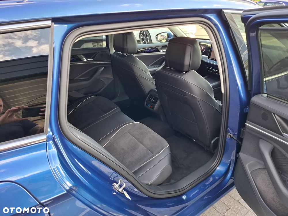 Volkswagen Passat Variant 1.5 TSI ACT mHEV Business Plus DSG - 8