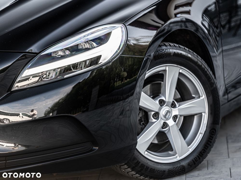 Volvo V40 D2 Kinetic - 21
