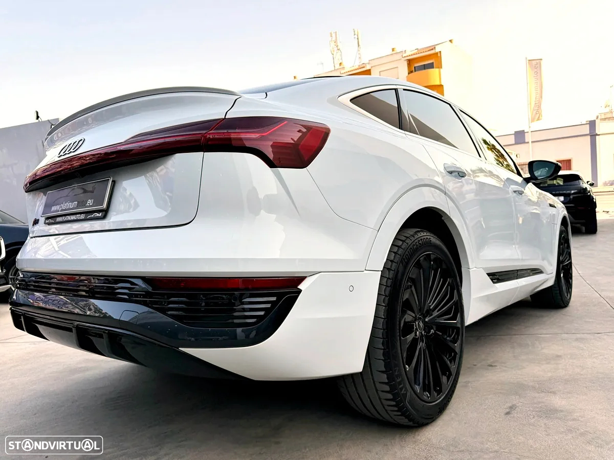 Audi Q8 e-Tron 50 quattro S line - 45