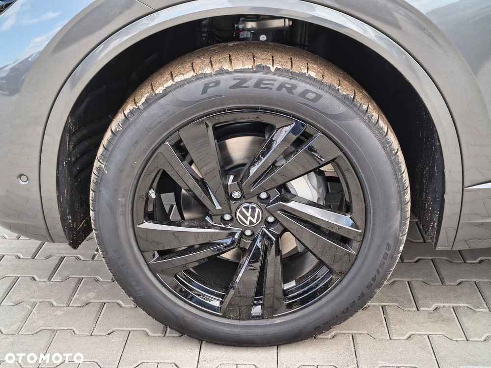 Volkswagen Touareg - 15