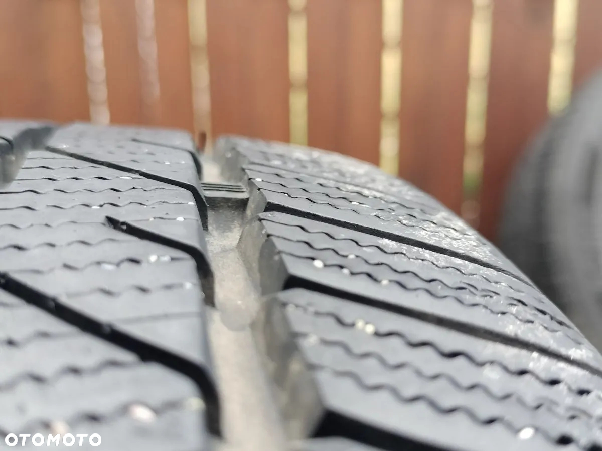 TOYOTA YARIS od 2019r Koło z Opona Zimowa 195/55 R16 - 12