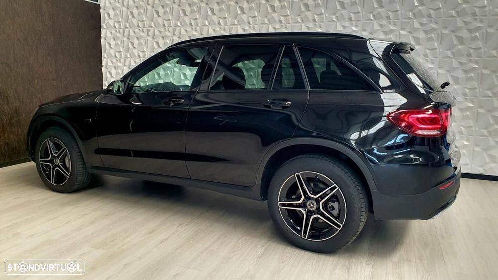 Mercedes-Benz GLC 300 e 4Matic - 11