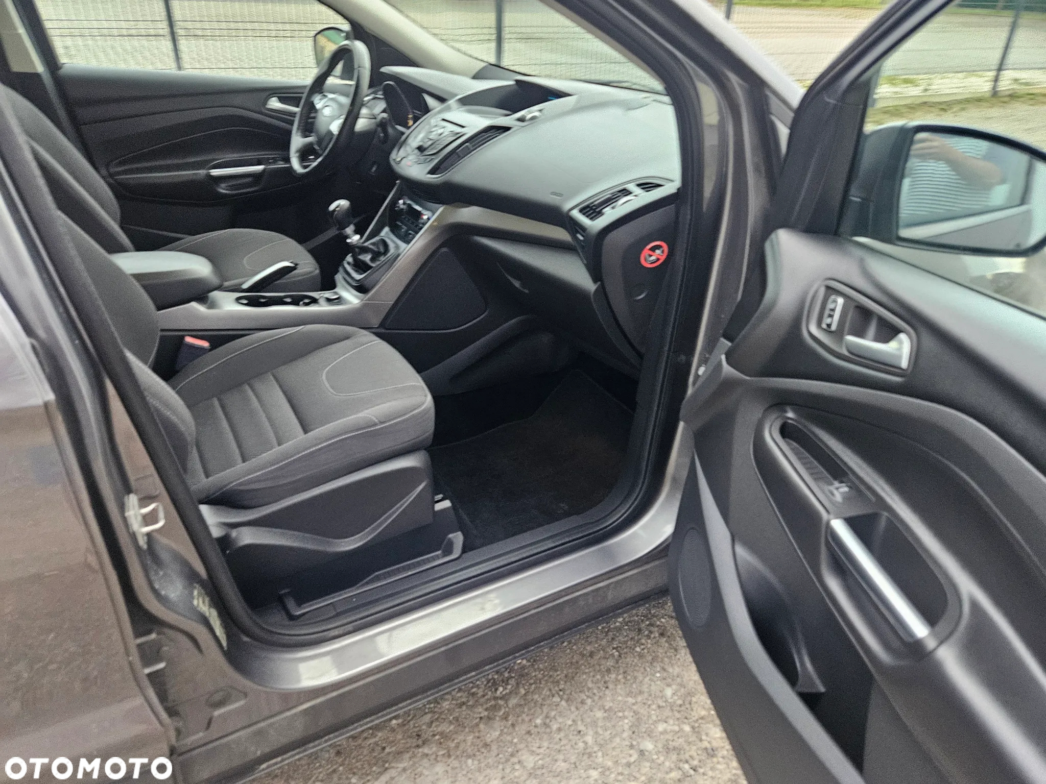 Ford Kuga - 29