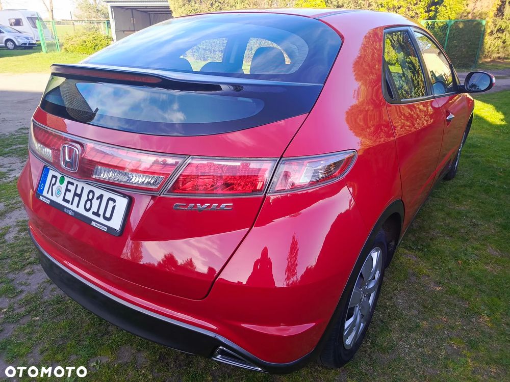 Honda Civic 1.4 i-VTEC Comfort - 23