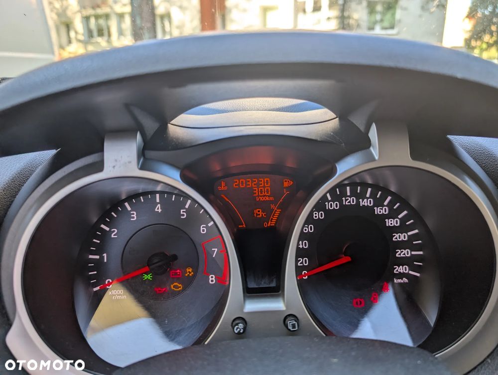 Nissan Juke 2010 photo 4
