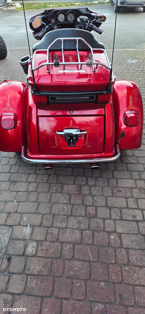 Harley-Davidson FLH Electra Glide - 30