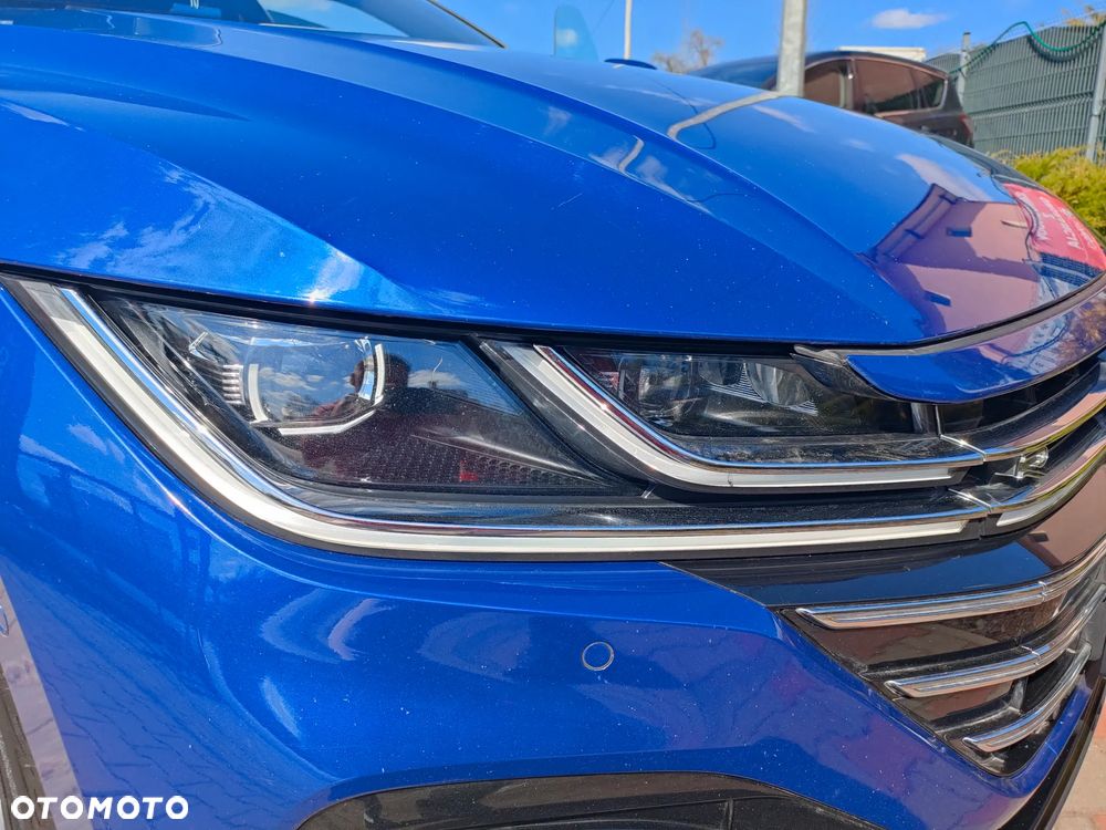 Volkswagen Arteon 2.0 TDI SCR R-Line DSG - 38