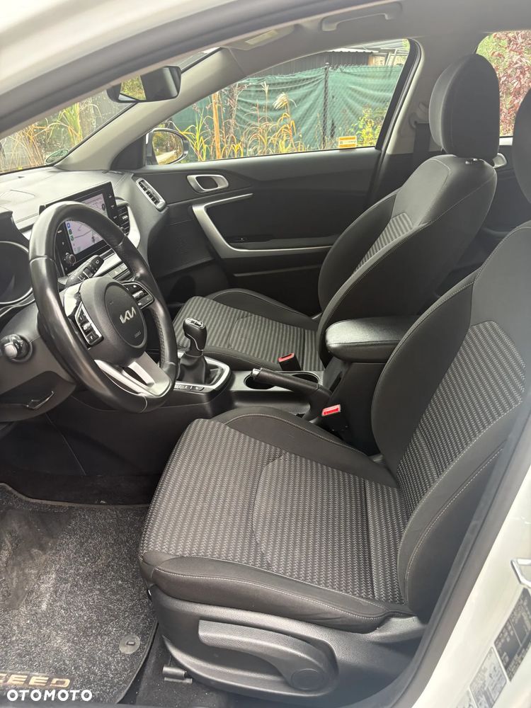Kia Ceed - 3