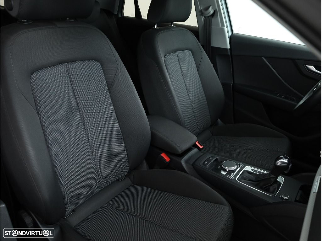 Audi Q2 35 TFSI Advanced S tronic - 22