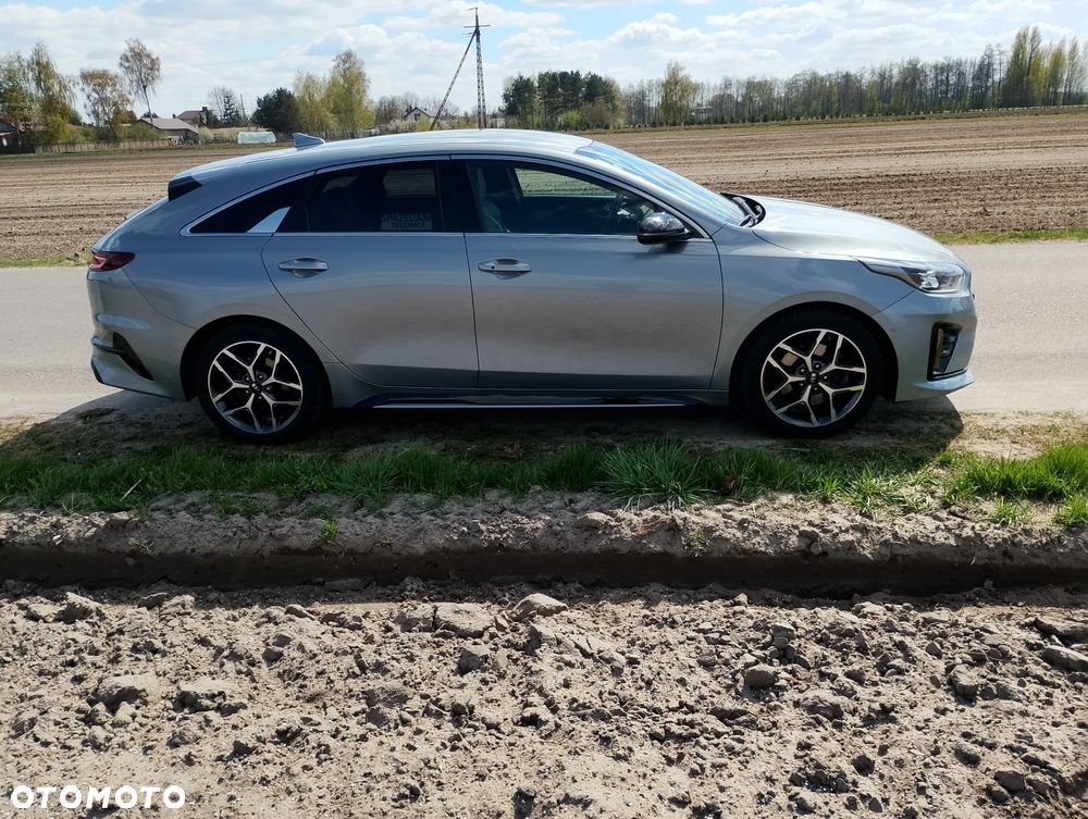Kia ProCeed - 4